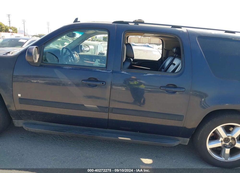 2007 CHEVROLET SUBURBAN 1500 LT VIN: 1GNFC16097J163353
