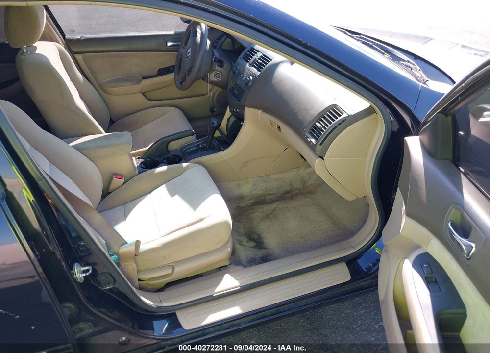 2004 HONDA ACCORD 2.4 LX VIN: 1HGCM56394A169578