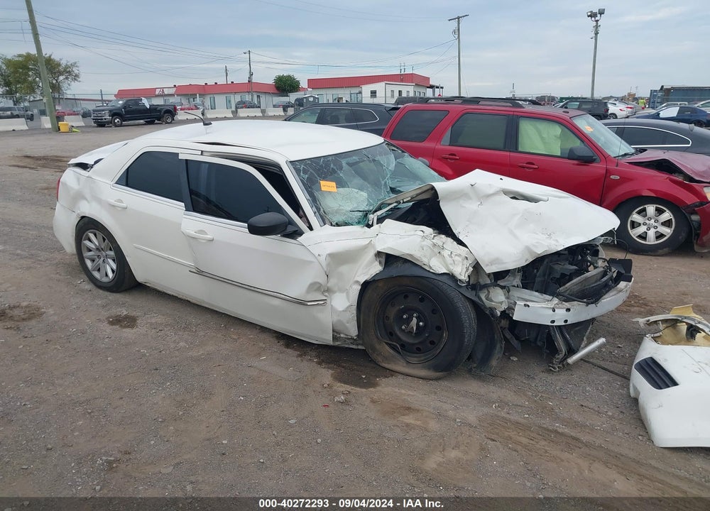 2008 CHRYSLER 300 LX VIN: 2C3KA43R58H155467