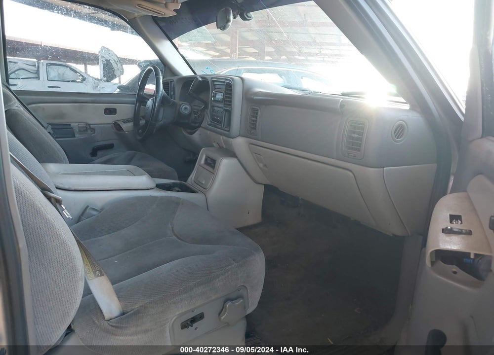 2001 GMC YUKON SLE VIN: 1GKEC13T71J252319