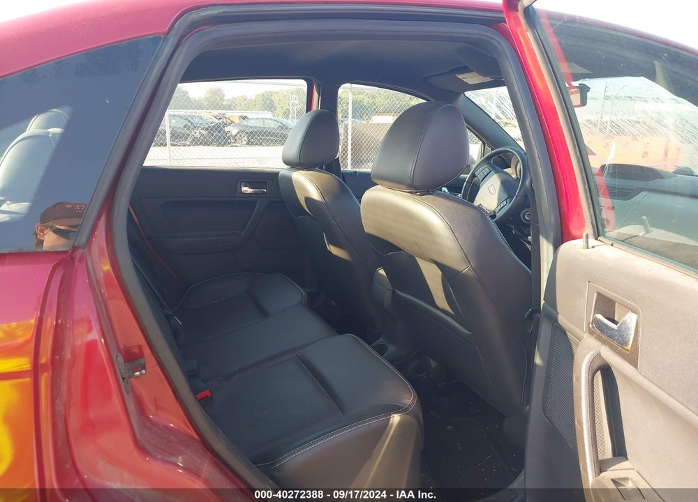 2011 FORD FOCUS SEL VIN: 1FAHP3HN5BW165533