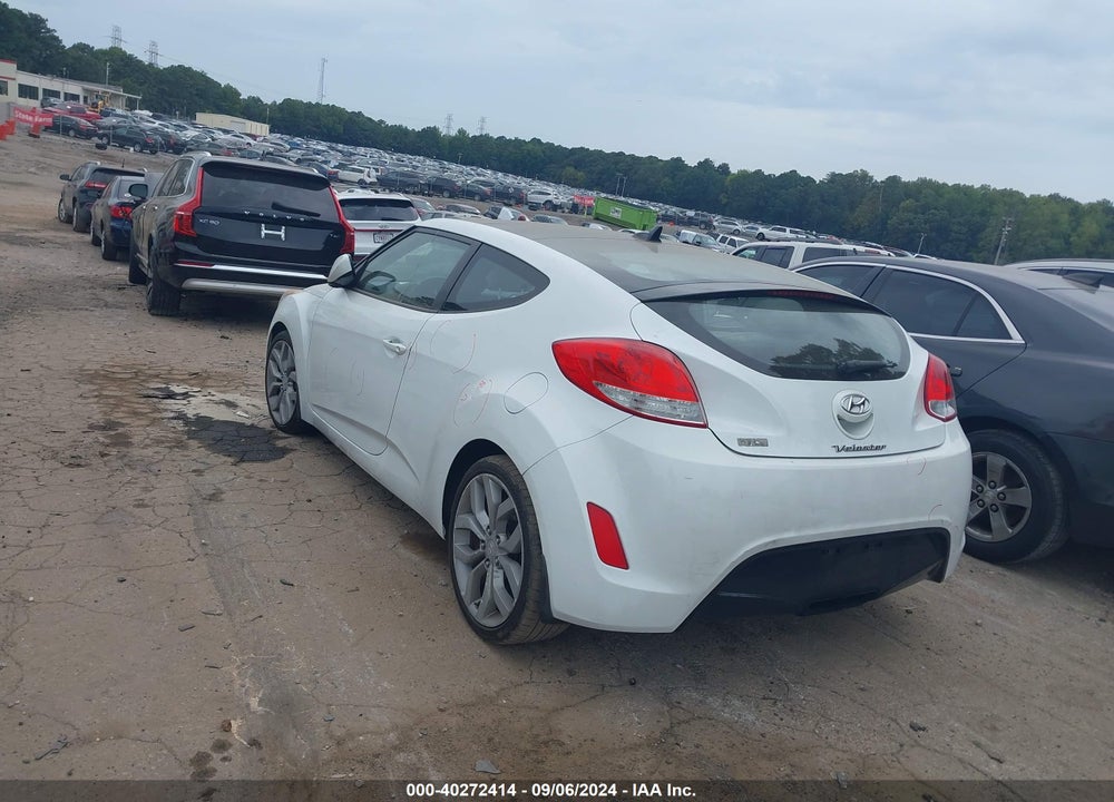 2013 HYUNDAI VELOSTER BASE W/GRAY VIN: KMHTC6AD7DU131106