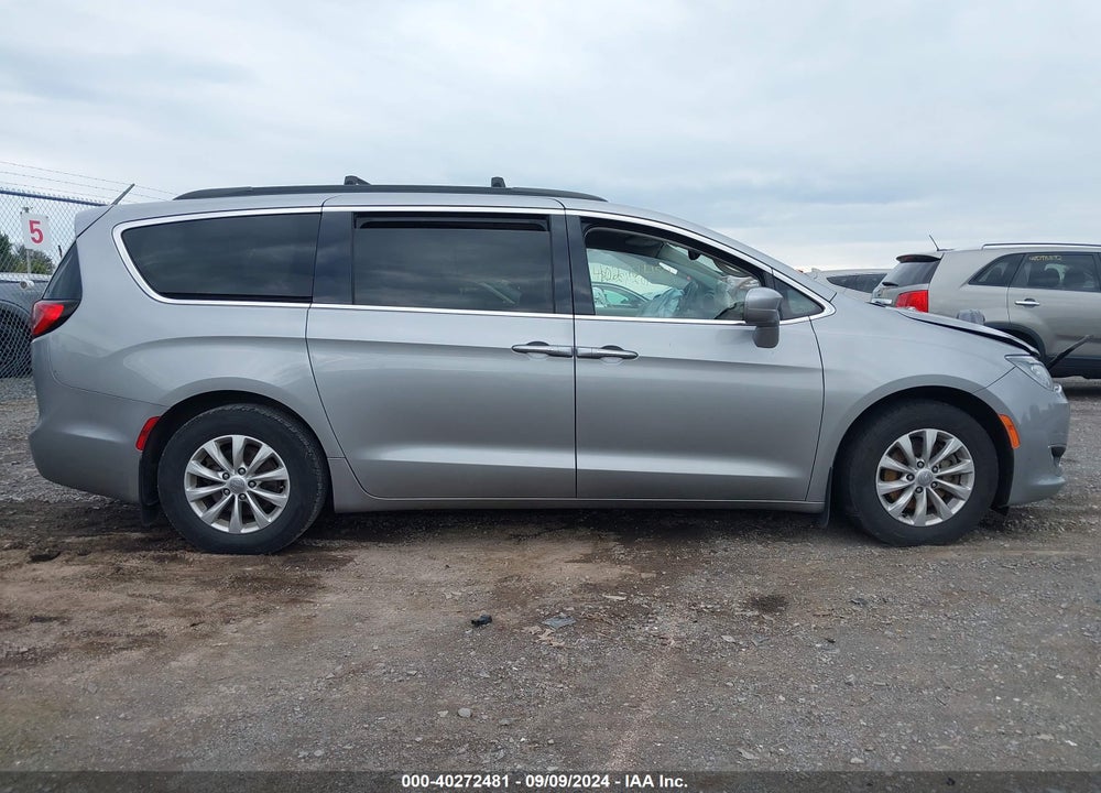 2019 CHRYSLER PACIFICA TOURING PLUS VIN: 2C4RC1FG9KR533465