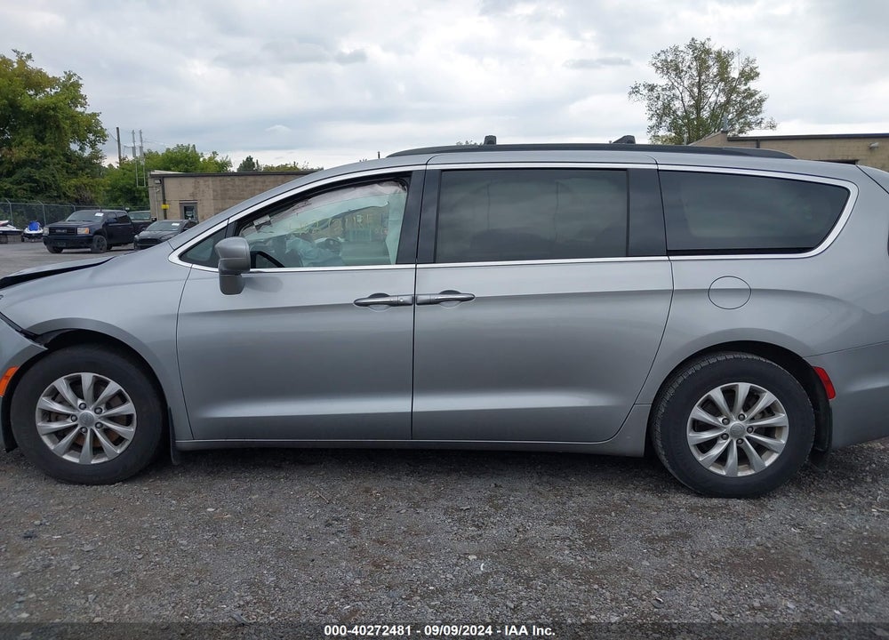 2019 CHRYSLER PACIFICA TOURING PLUS VIN: 2C4RC1FG9KR533465