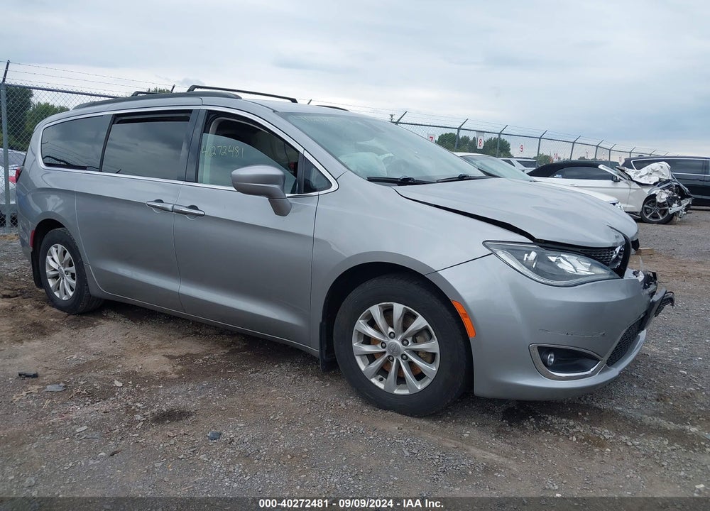 2019 CHRYSLER PACIFICA TOURING PLUS VIN: 2C4RC1FG9KR533465