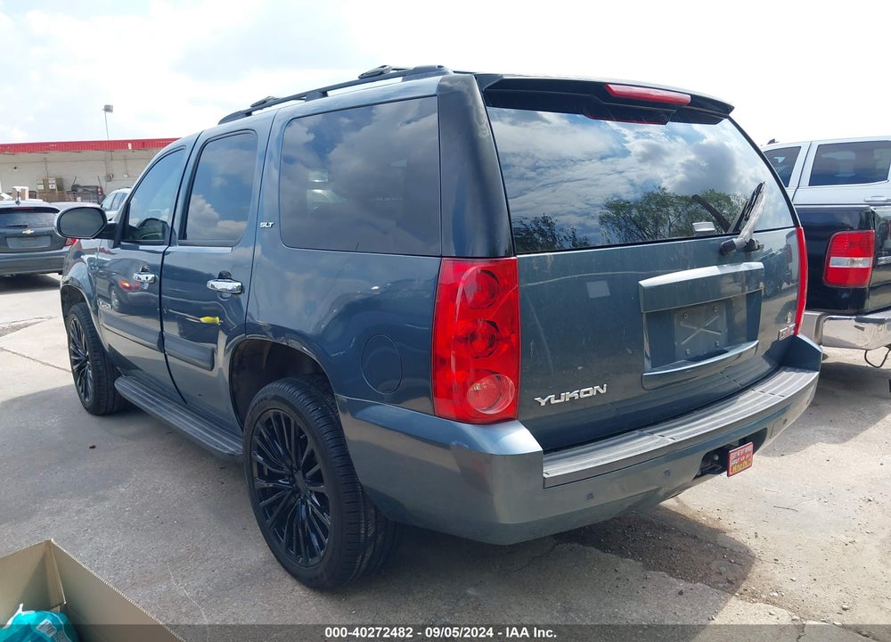 2008 GMC YUKON SLT VIN: 1GKFC13J38J100888