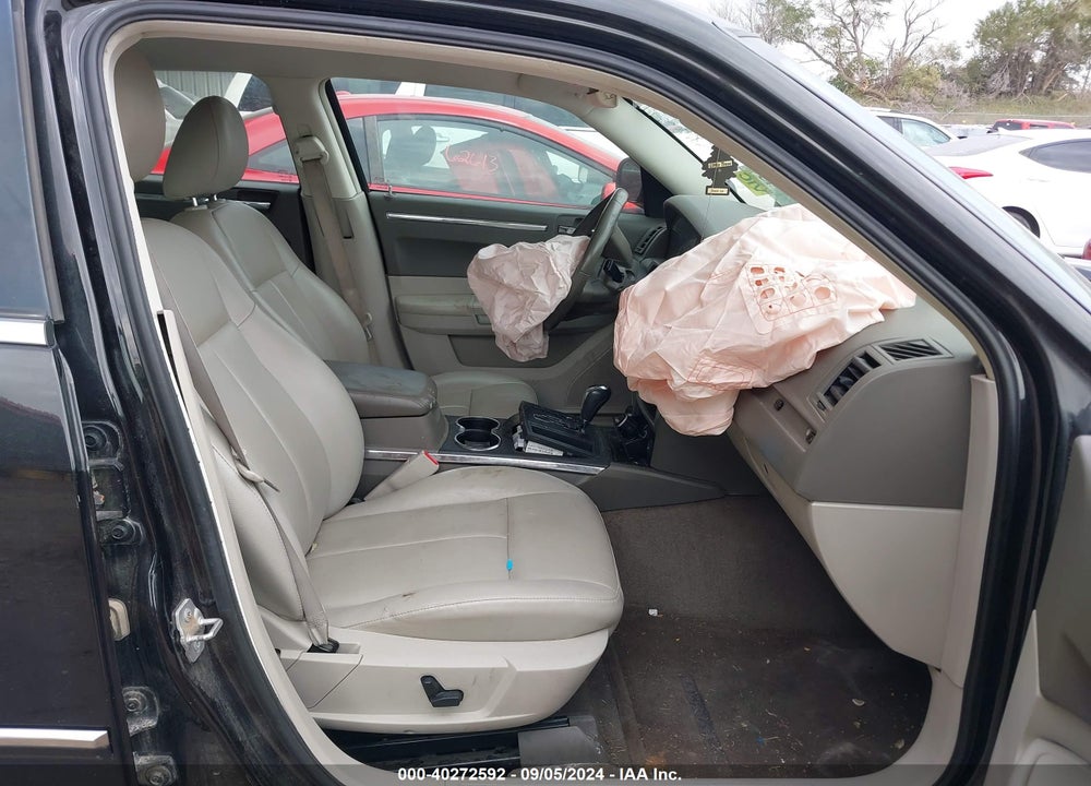 2008 CHRYSLER 300 TOURING VIN: 2C3KA53G38H259167