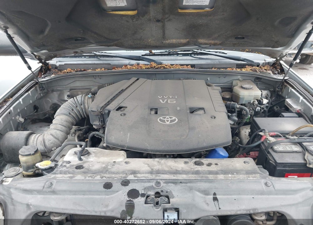 2004 TOYOTA 4RUNNER SR5 V6 VIN: JTEBU14R248025884