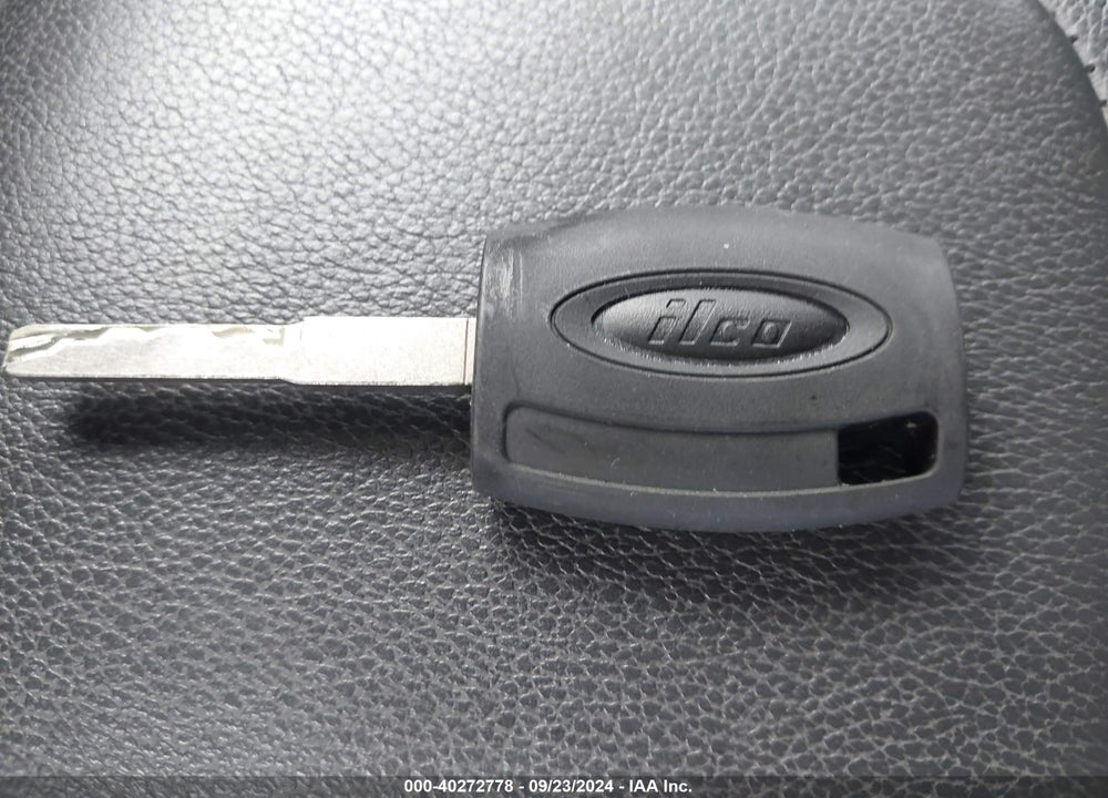 2014 FORD FOCUS SE VIN: 1FADP3F28EL205262