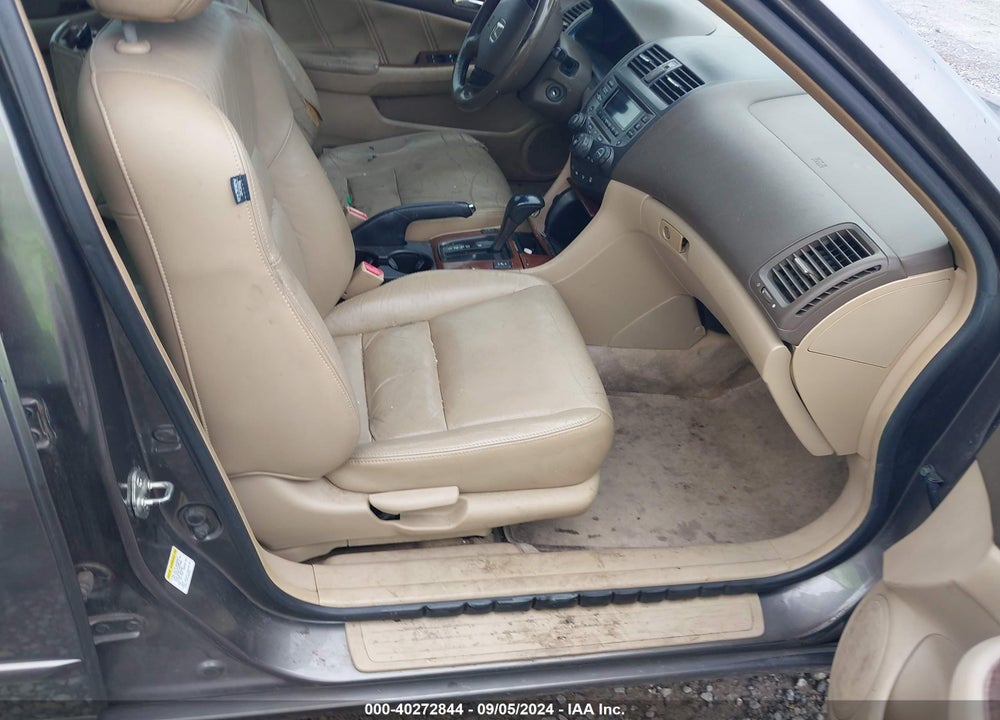 2007 HONDA ACCORD 2.4 EX VIN: 1HGCM56857A219263