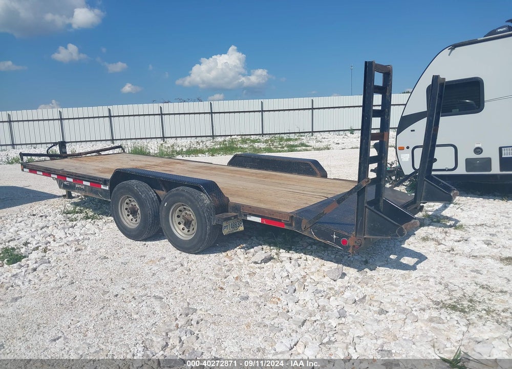 2015 STARLITE TRAILER MFG CO --- VIN: 13YFS2020FC120503