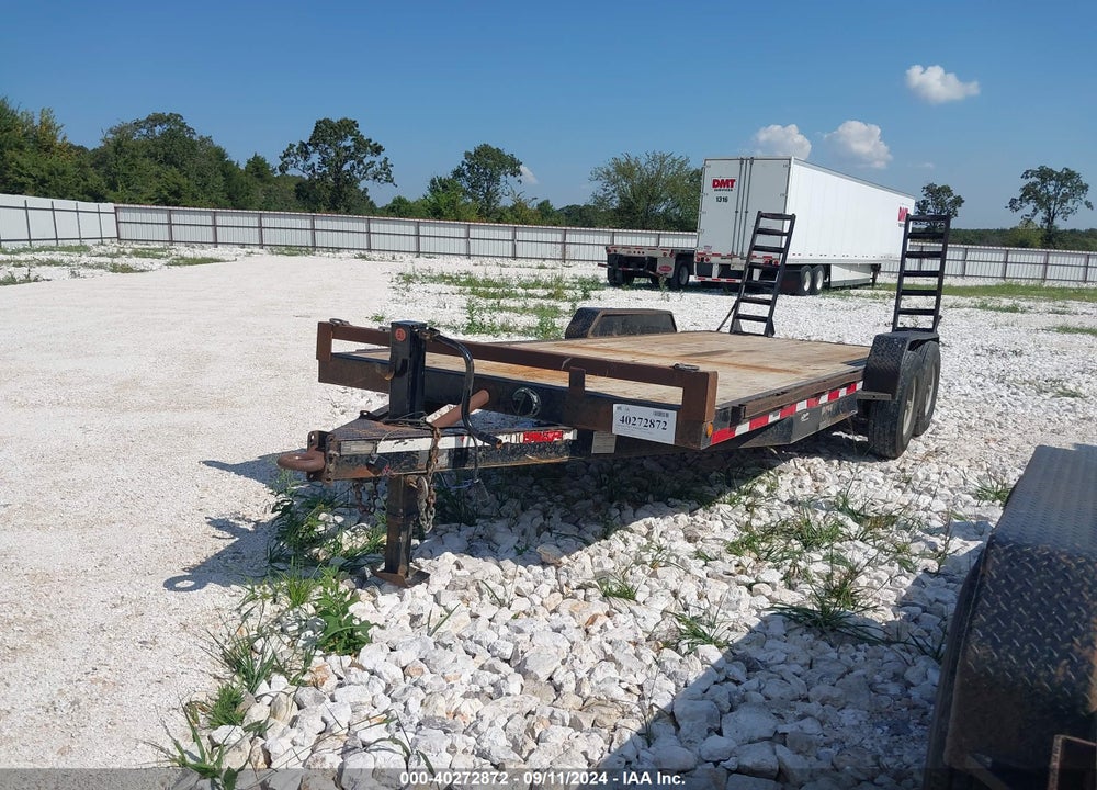 2015 STARLITE TRAILER MFG CO --- VIN: 13YFS2022FC120504