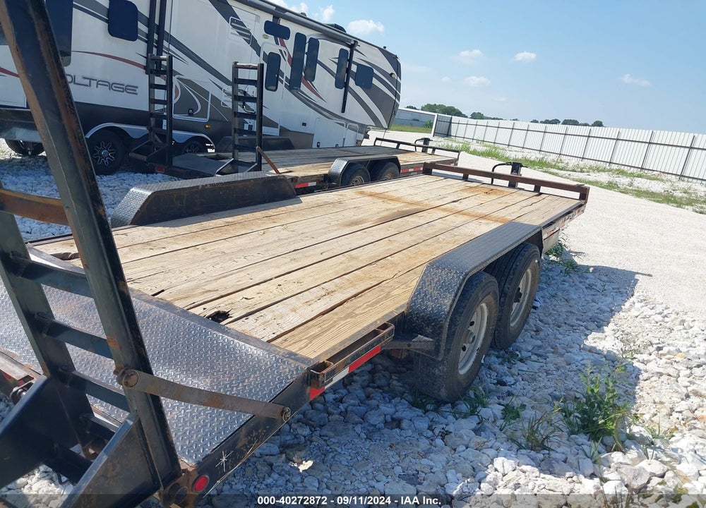 2015 STARLITE TRAILER MFG CO --- VIN: 13YFS2022FC120504