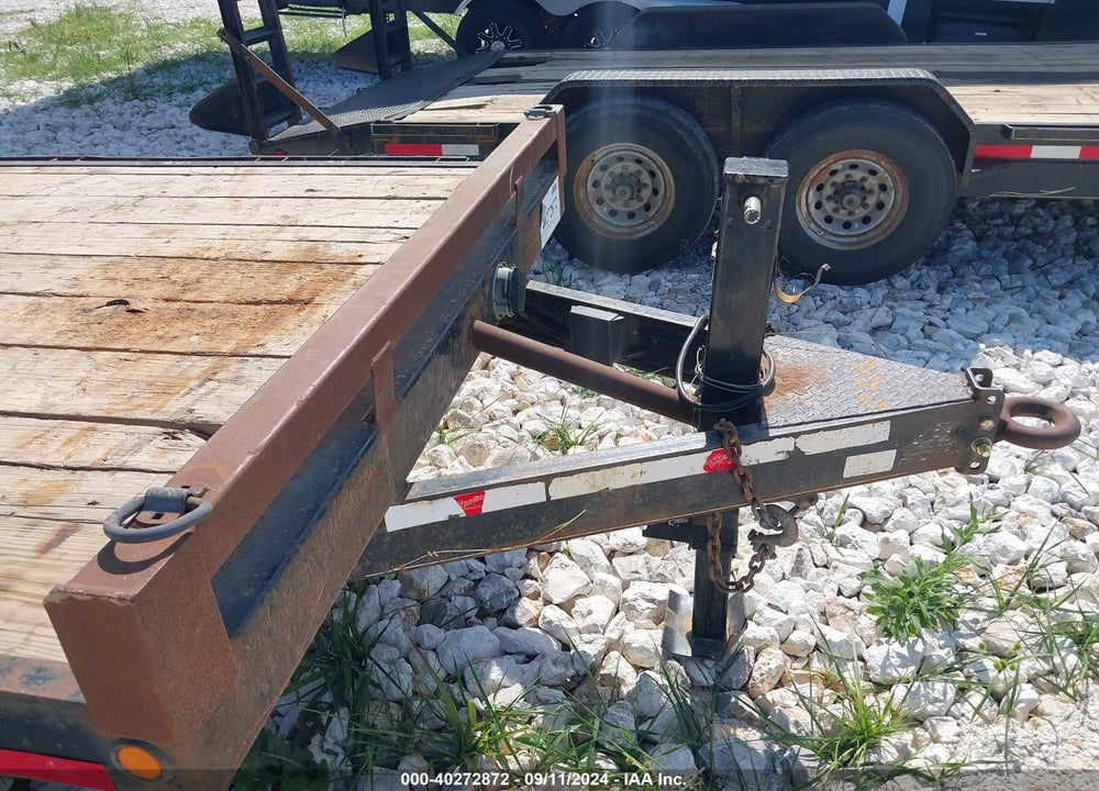 2015 STARLITE TRAILER MFG CO --- VIN: 13YFS2022FC120504