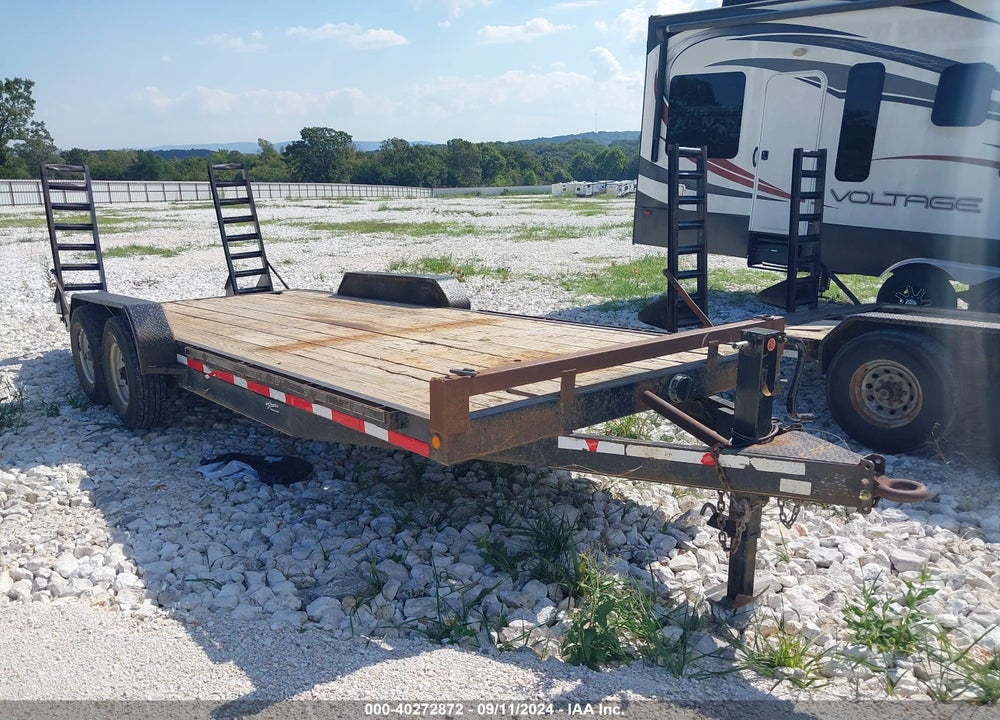 2015 STARLITE TRAILER MFG CO --- VIN: 13YFS2022FC120504