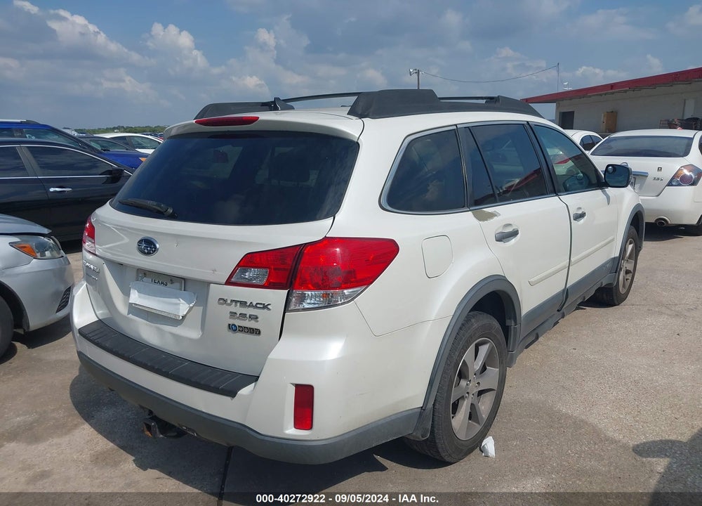 2014 SUBARU OUTBACK 3.6R LIMITED VIN: 4S4BRDPC5E2272671