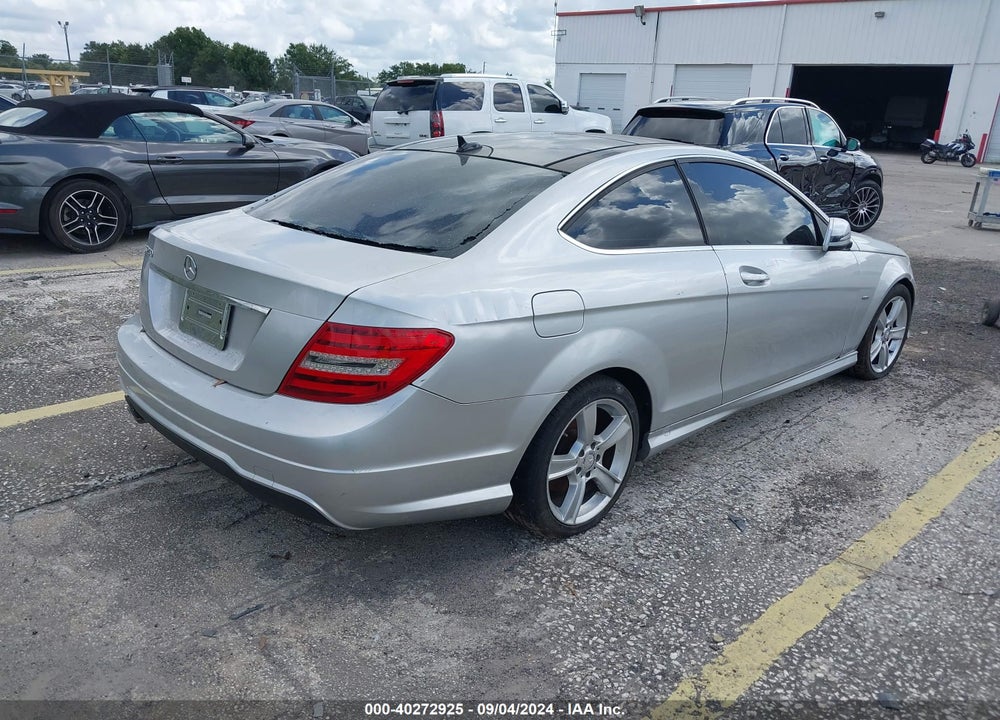 2012 MERCEDES-BENZ C 250 VIN: WDDGJ4HBXCF779519