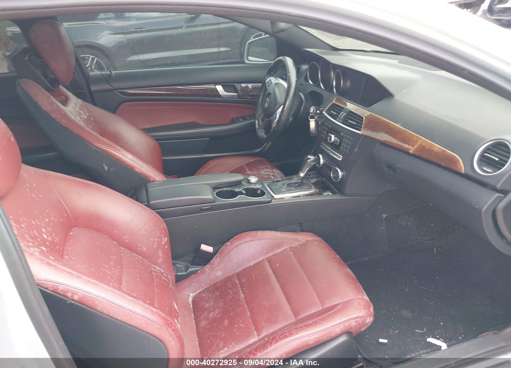 2012 MERCEDES-BENZ C 250 VIN: WDDGJ4HBXCF779519