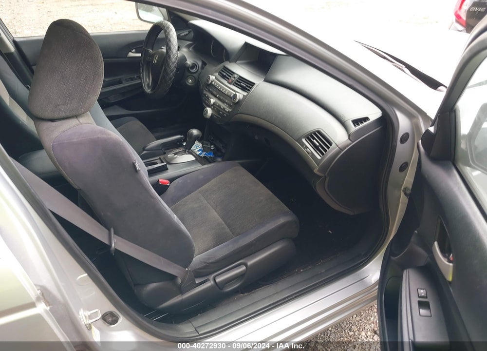 2010 HONDA ACCORD 2.4 LX VIN: 1HGCP2F38AA038529