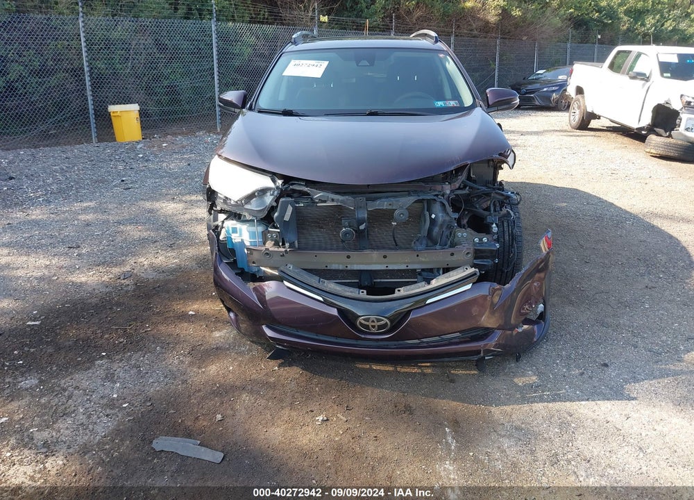 2017 TOYOTA RAV4 XLE VIN: 2T3WFREV1HW383942