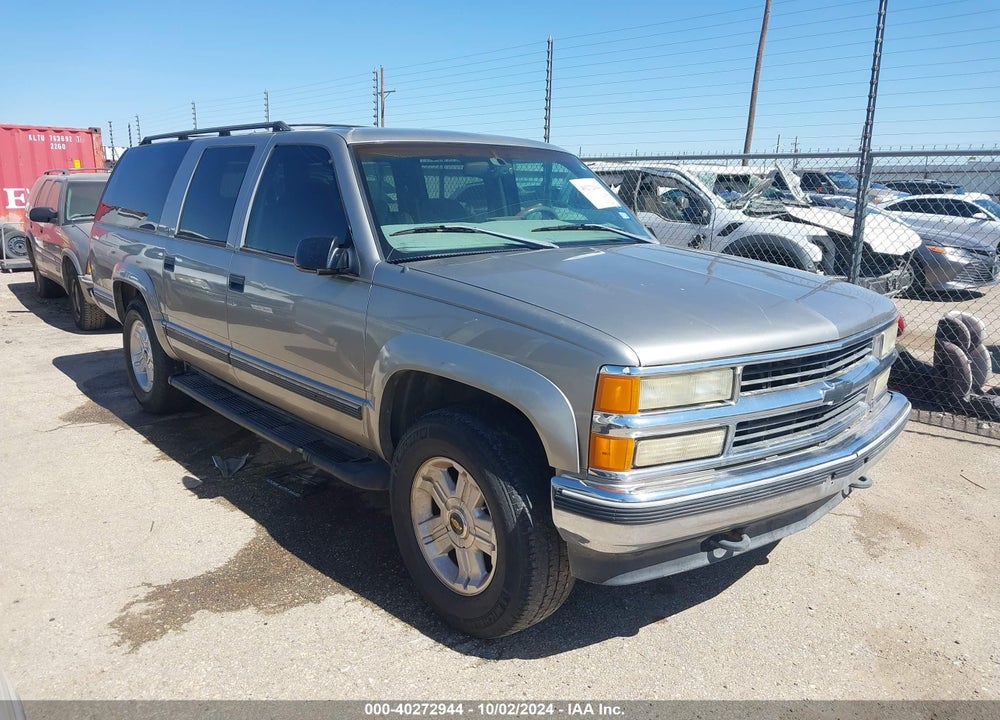 1998 GMC SUBURBAN 1500 SL VIN: 3GKFK16R0WG512074
