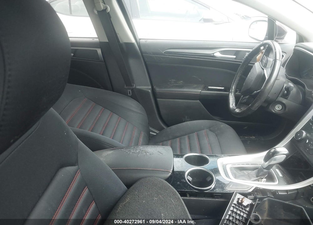 2013 FORD FUSION SE VIN: 3FA6P0HR0DR217892