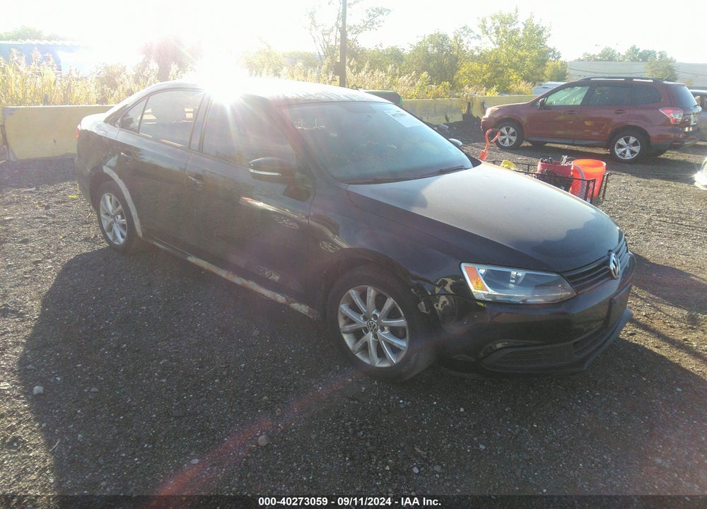 2011 VOLKSWAGEN JETTA 2.5L SE VIN: 3VWDZ7AJ7BM353386