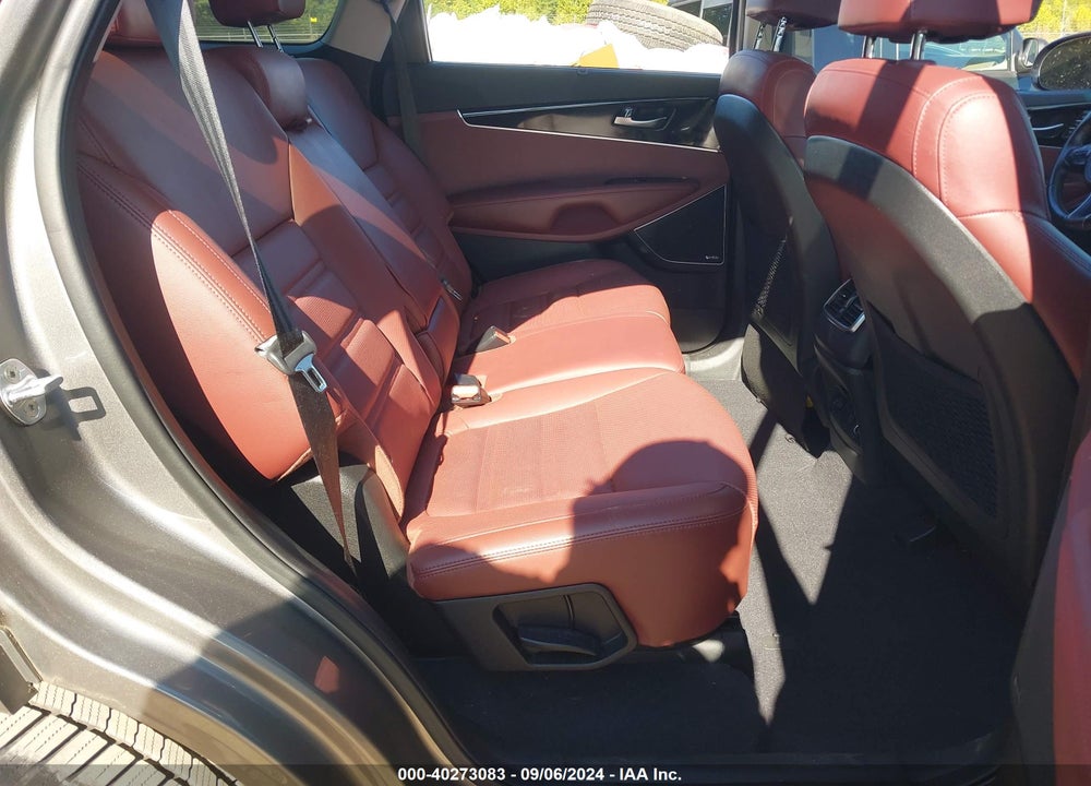 2018 KIA SORENTO 3.3L SX VIN: 5XYPKDA57JG418299