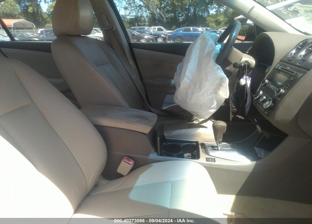 2011 NISSAN ALTIMA 3.5 SR VIN: 1N4BL2APXBC165858