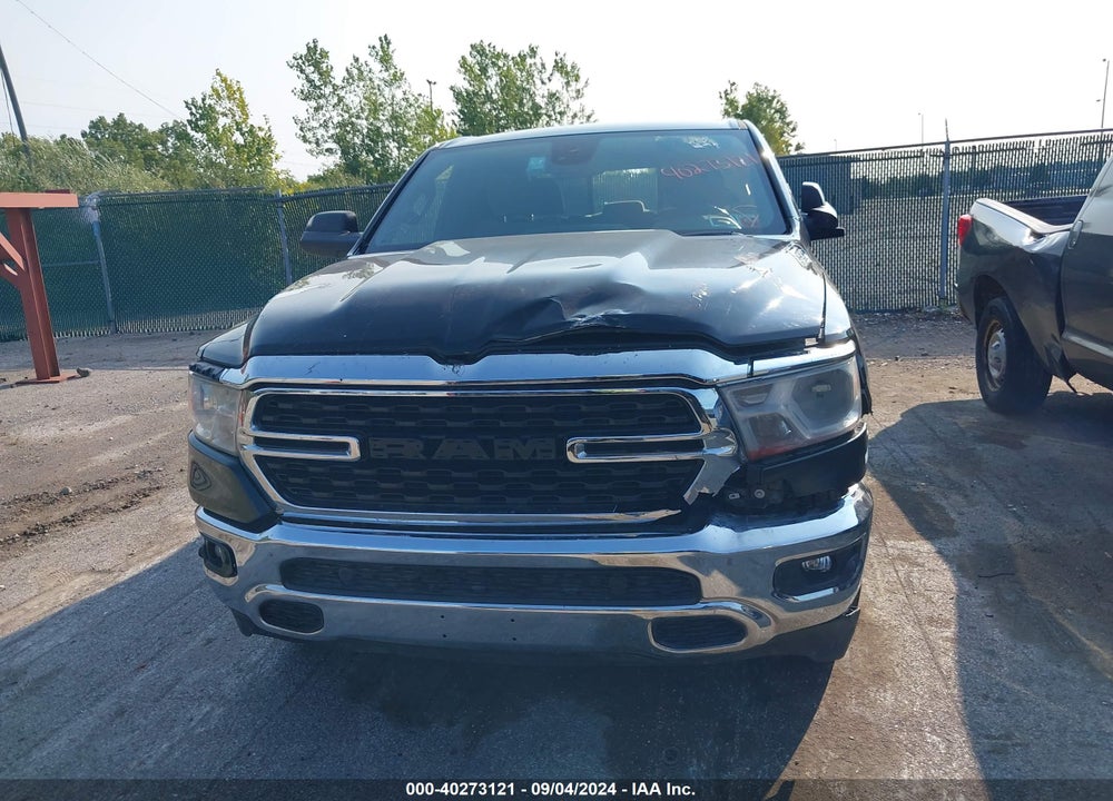 2022 RAM 1500 BIG HORN QUAD CAB 4X4 6'4 BOX VIN: 1C6SRFBTXNN184213