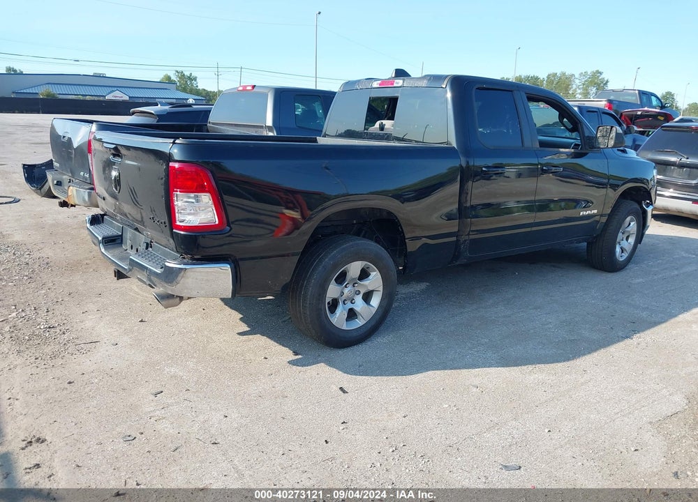 2022 RAM 1500 BIG HORN QUAD CAB 4X4 6'4 BOX VIN: 1C6SRFBTXNN184213