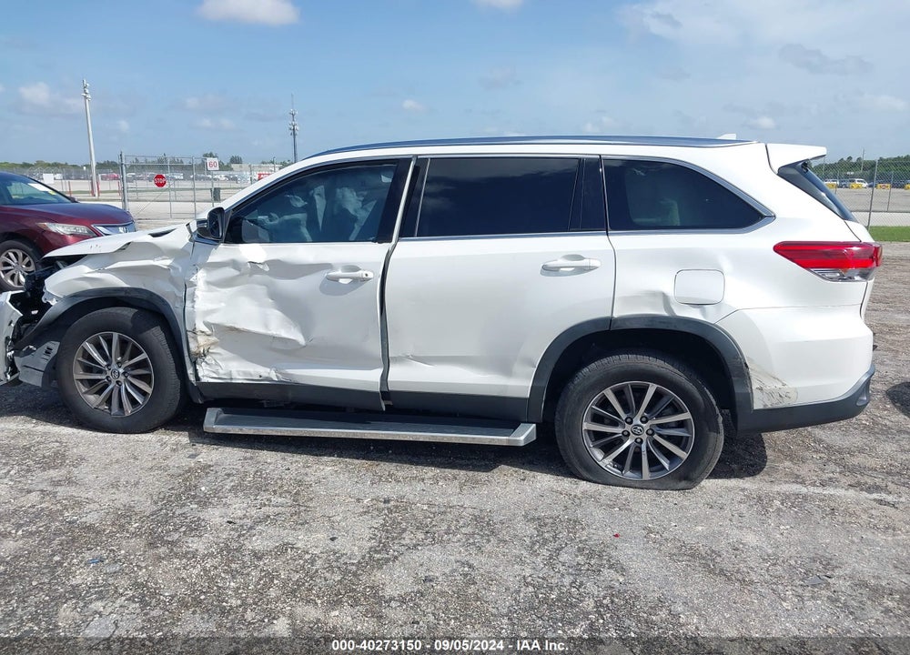 2019 TOYOTA HIGHLANDER XLE VIN: 5TDKZRFH9KS355233