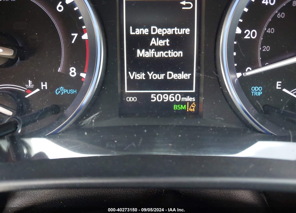 2019 TOYOTA HIGHLANDER XLE VIN: 5TDKZRFH9KS355233