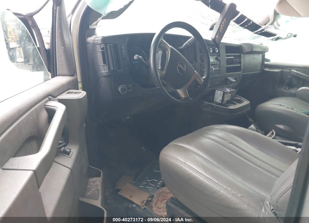 2019 GMC SAVANA 2500 WORK VAN VIN: 1GTW7AFG9K1353396