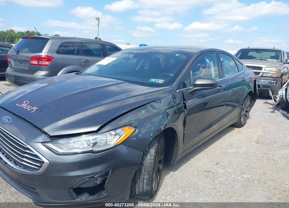 2019 FORD FUSION SE VIN: 3FA6P0T94KR236742