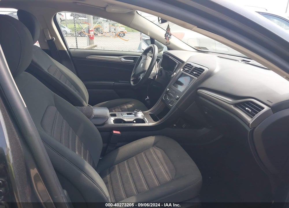 2019 FORD FUSION SE VIN: 3FA6P0T94KR236742