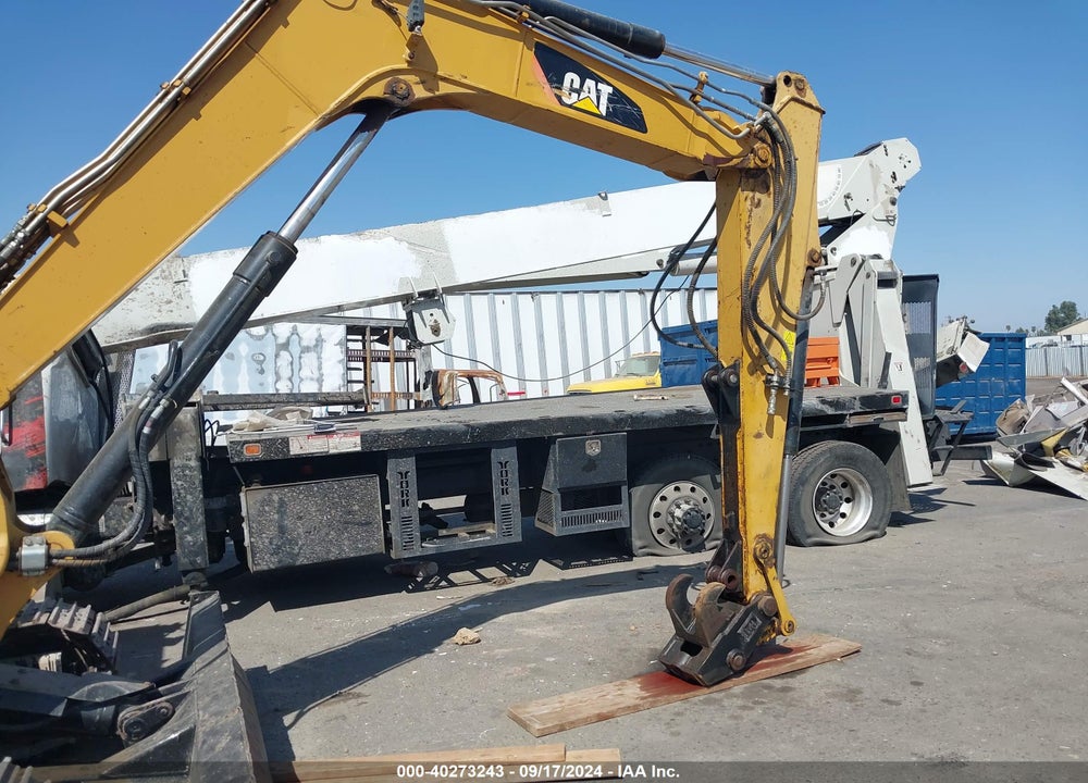 2013 CATERPILLAR 308E2 MINI EXCAVATOR VIN: CAT0308EKTMX00279