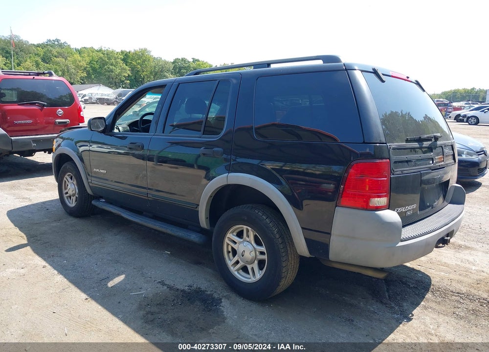 2002 FORD EXPLORER XLS VIN: 1FMZU72K42ZC60060