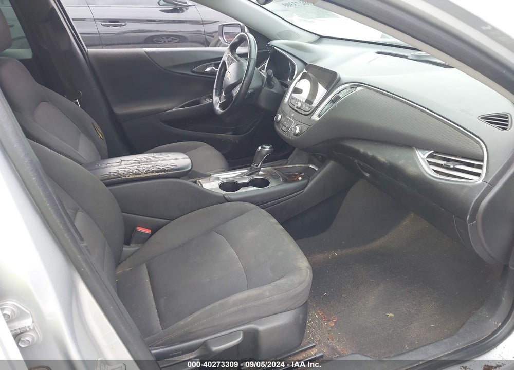 2018 CHEVROLET MALIBU LT VIN: 1G1ZD5ST7JF123656