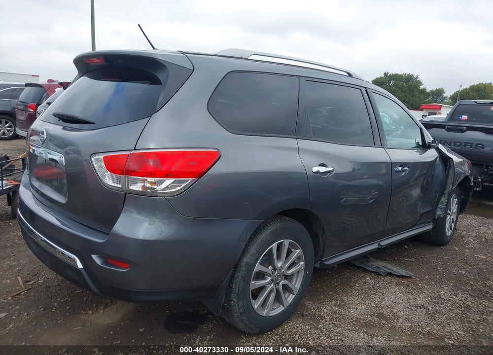 2015 NISSAN PATHFINDER S VIN: 5N1AR2MN3FC702232