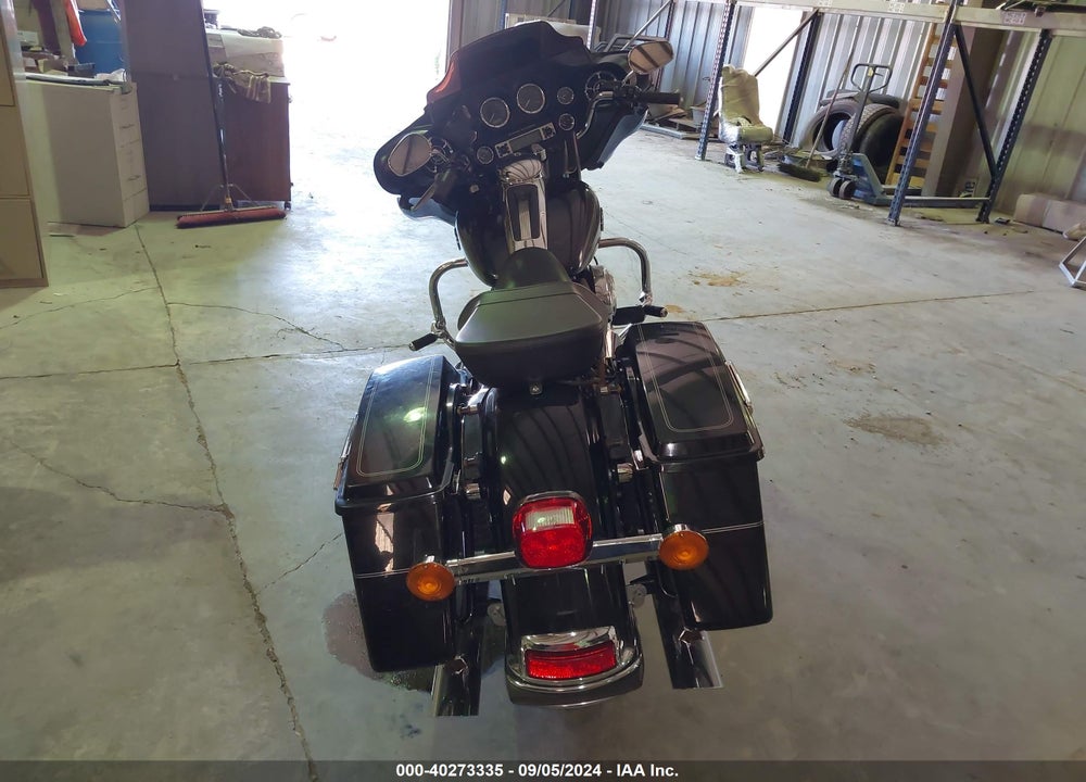 2013 HARLEY-DAVIDSON FLHTCU ULTRA CLASSIC ELECTRA GLD VIN: 1HD1FCM12DB670360