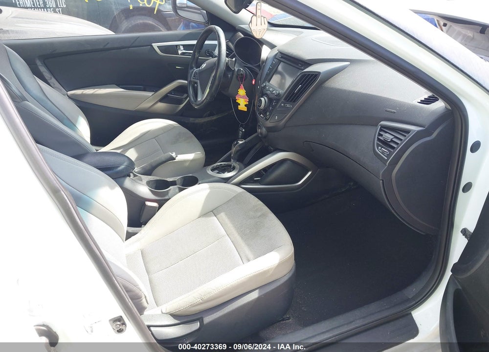 2013 HYUNDAI VELOSTER BASE W/GRAY VIN: KMHTC6AD1DU172816