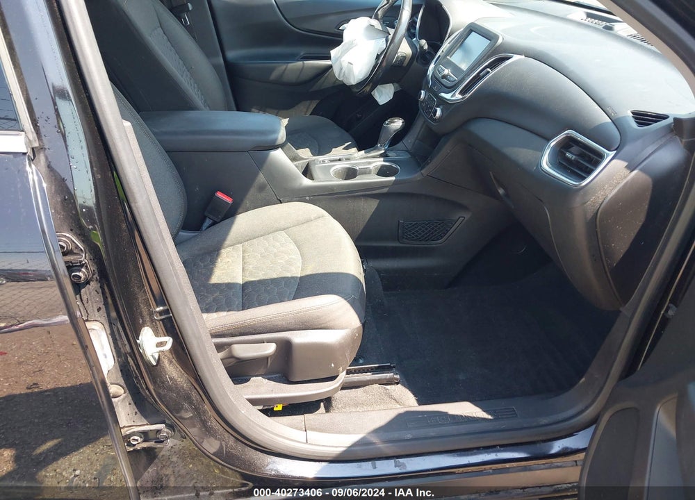 2018 CHEVROLET EQUINOX LT VIN: 2GNAXJEV0J6251885