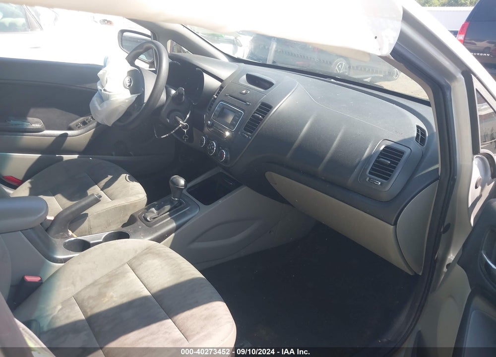 2016 KIA FORTE LX VIN: KNAFK4A68G5613766