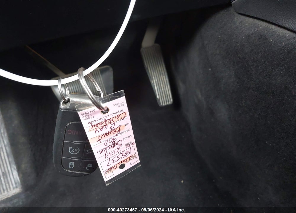 2014 CHRYSLER 300 VIN: 2C3CCAAG5EH235362