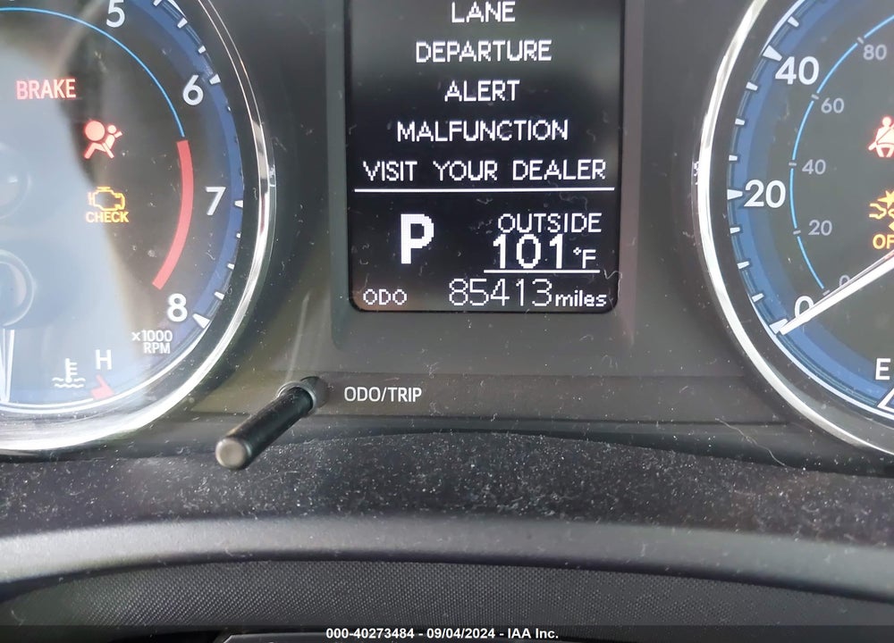 2019 TOYOTA COROLLA LE VIN: 5YFBURHE6KP878901