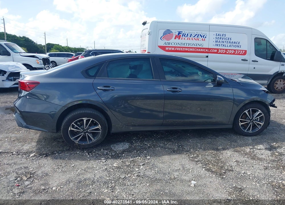 2024 KIA FORTE LXS VIN: 3KPF24ADXRE721220
