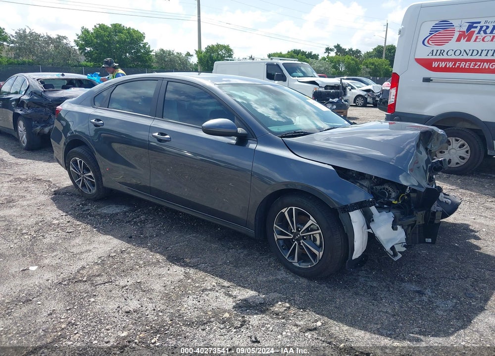 2024 KIA FORTE LXS VIN: 3KPF24ADXRE721220