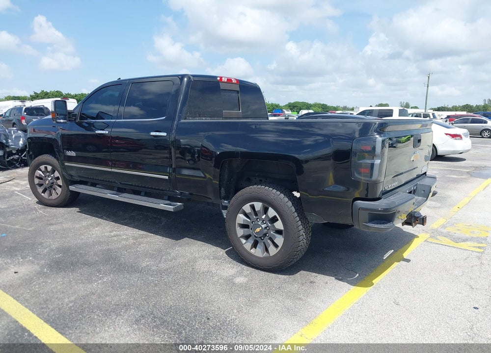 2018 CHEVROLET SILVERADO 2500HD HIGH COUNTRY VIN: 1GC1KXEY6JF219985