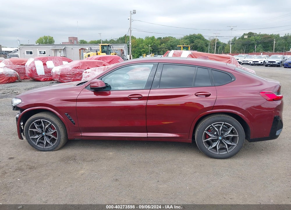 2024 BMW X4 VIN: 5UX33DT04R9W77860